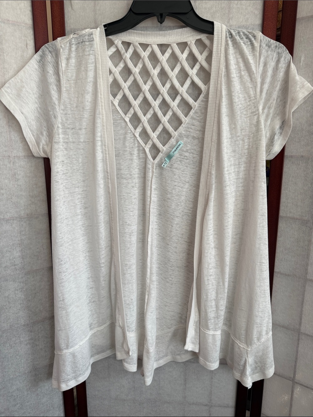 Maurices Lightweight Open-Front Short-Sleeve Top with Lattice Back Size M
